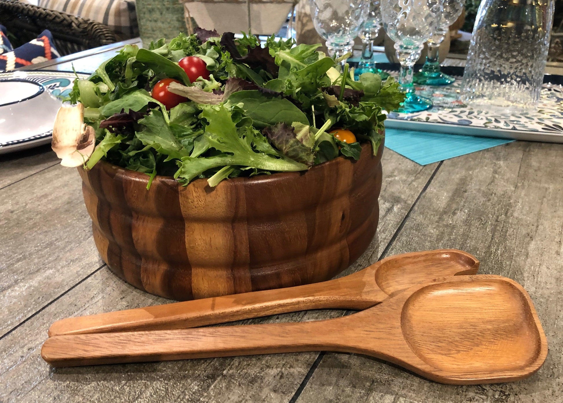 Salad Bowl with Servers - Dealslust